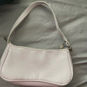 White shoulder bag